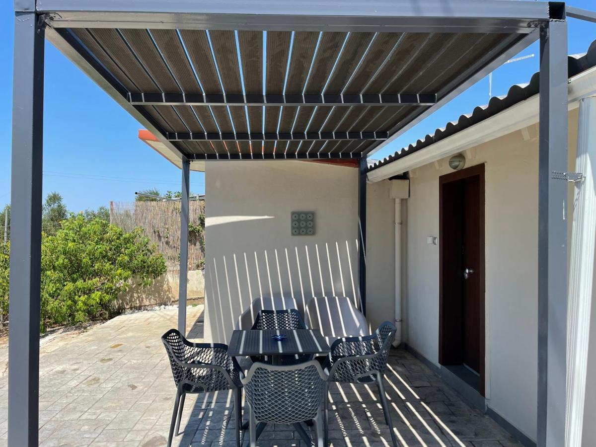 Riqionian House Villa Vromonerion Exterior photo